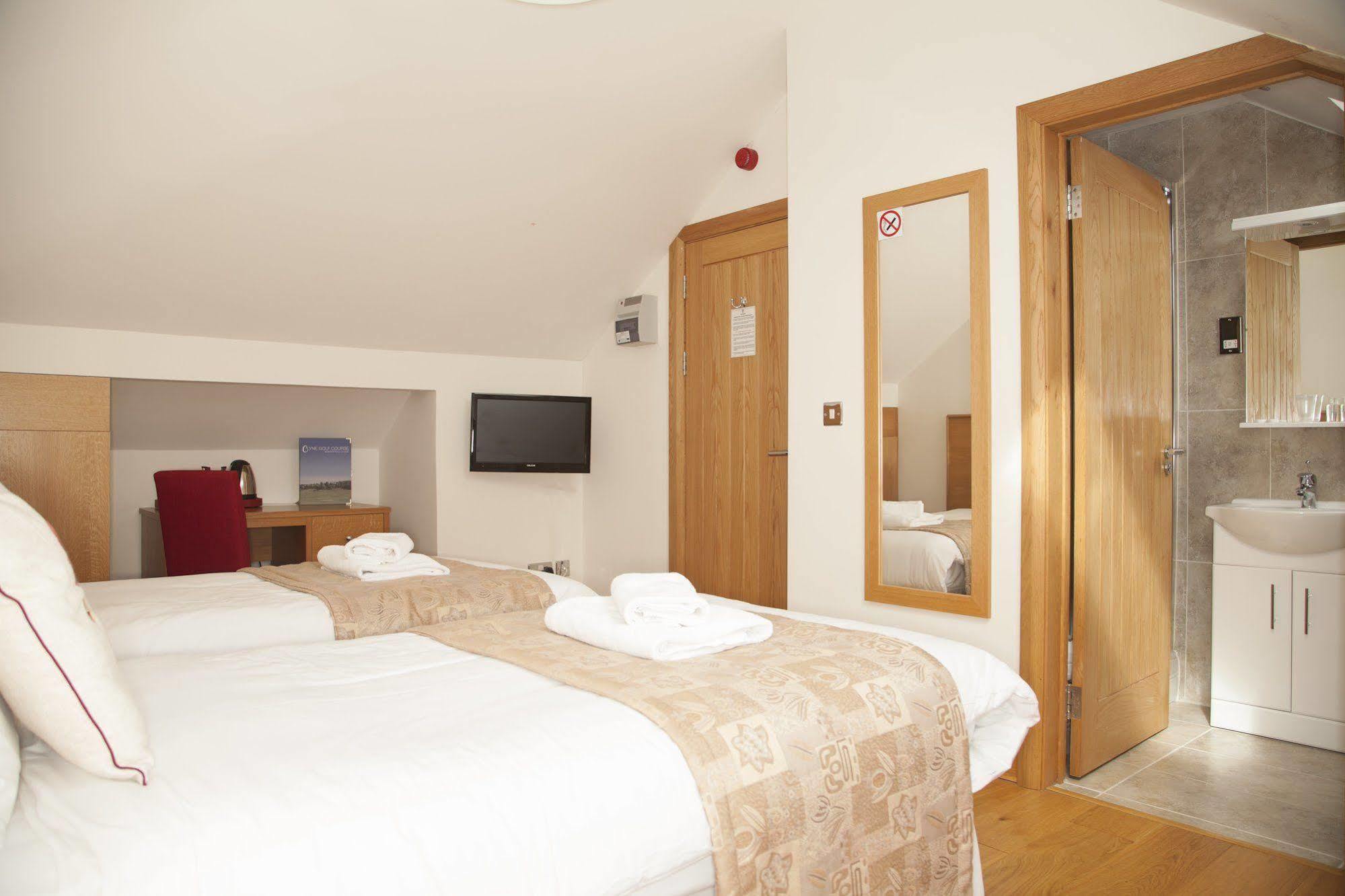 Somerfield Lodge Суонзи Екстериор снимка